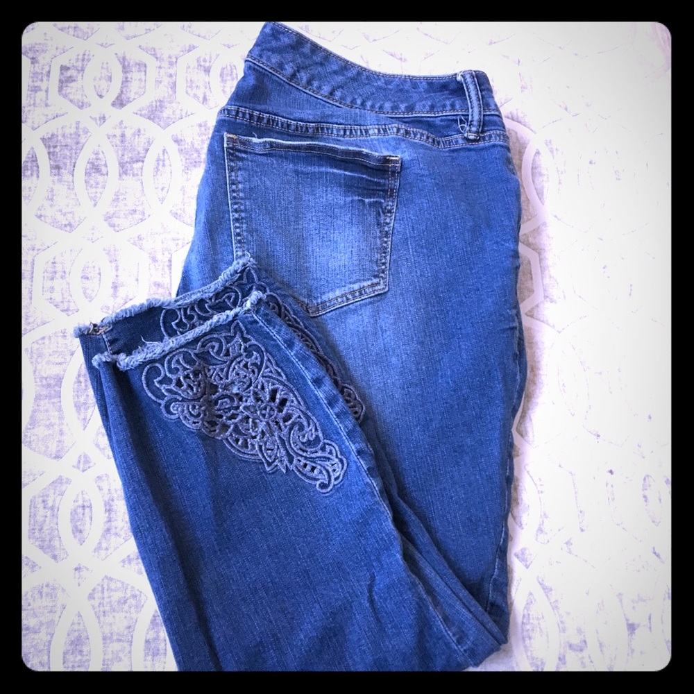 Embellish torrid crop pants